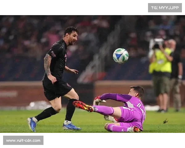 梅西梅开二度助攻阿尔巴苏亚雷斯破门 迈阿密国际大胜4比0